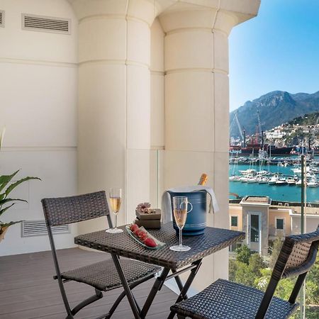 Crescent Moon Bed and Breakfast Salerno Eksteriør billede
