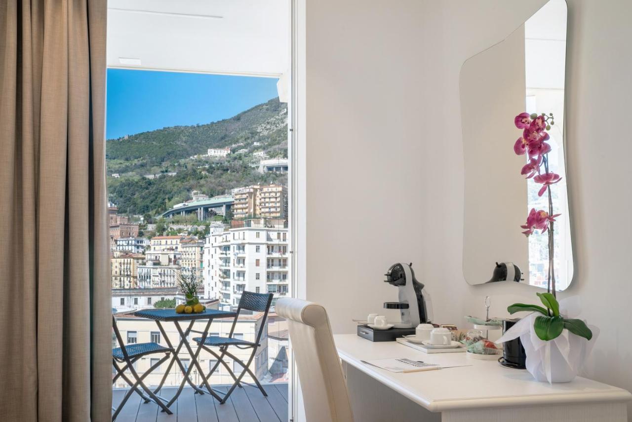 Crescent Moon Bed and Breakfast Salerno Eksteriør billede
